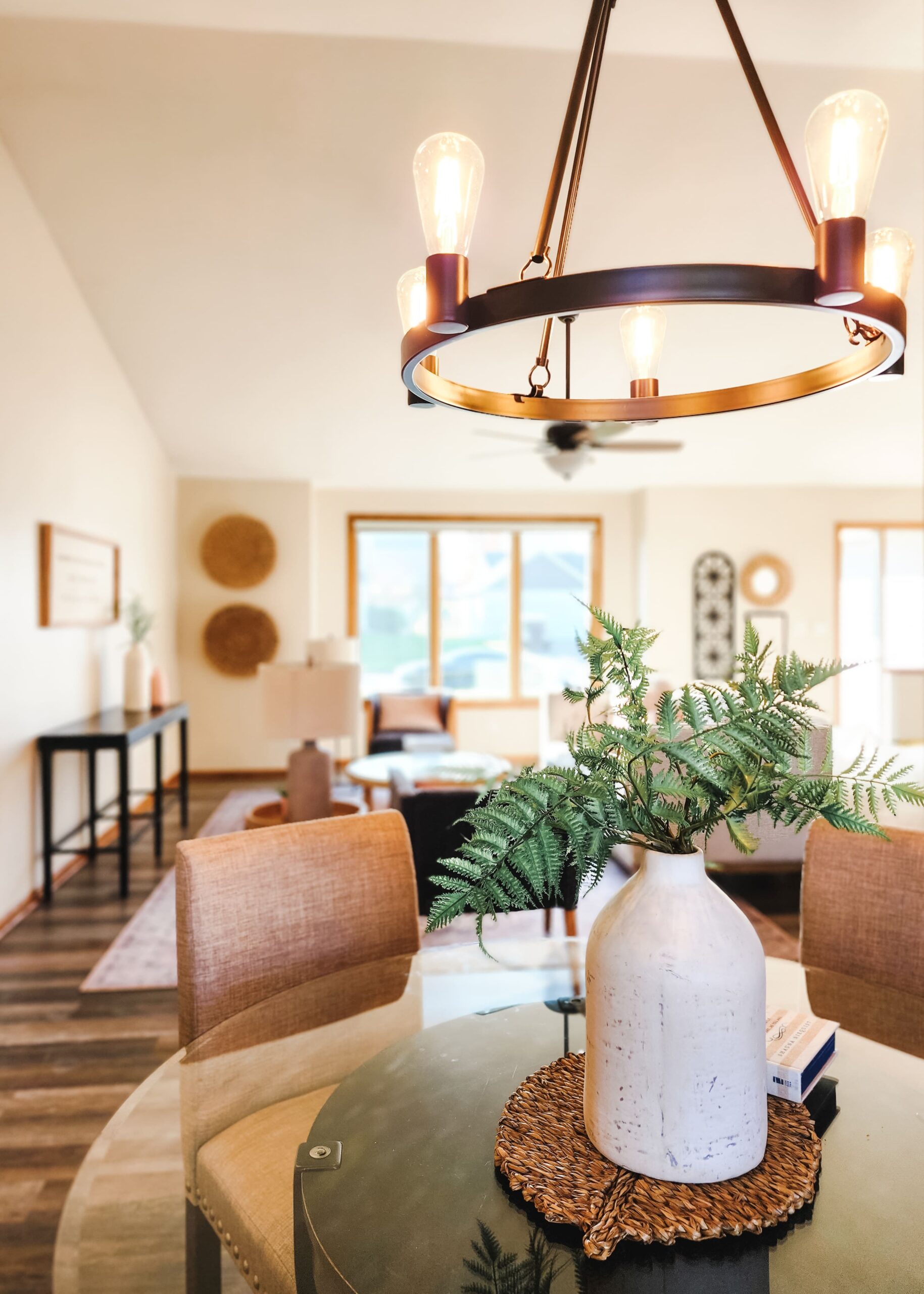 Ames, IA – Real Estate Staging Companies for Airbnb and Short-Term Rentals