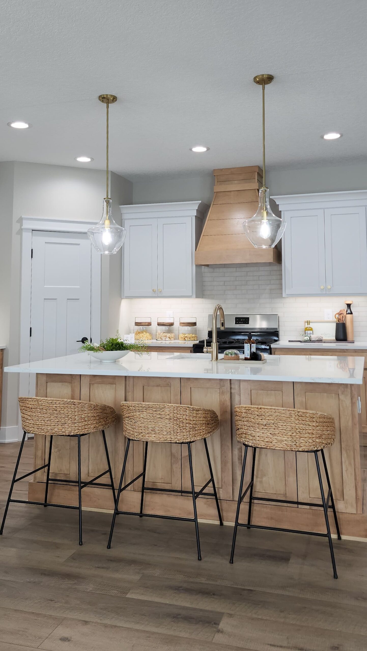 Des Moines, IA – Staging Kitchen & Dining Area Tips from a Home Staging Company